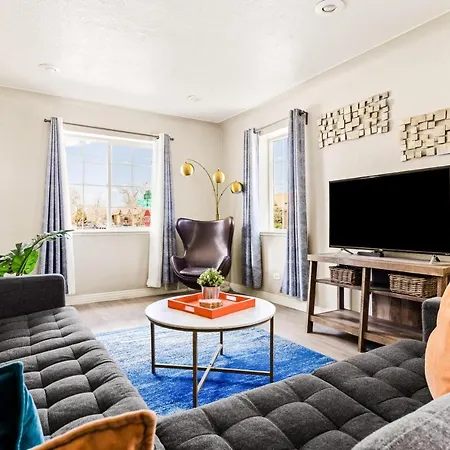 Stylish City Retreat - King Beds - Walk To Sloans Lake DEN Extérieur photo