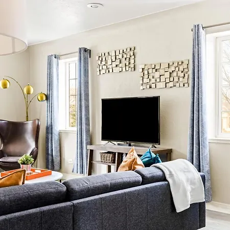 Stylish City Retreat - King Beds - Walk To Sloans Lake DEN Extérieur photo